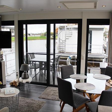 Hotel Hausboot In Bad Bederkesa Exterior foto